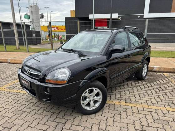 HYUNDAI TUCSON 2.0 MPFI GLS 16V 143CV 2WD FLEX 4P AUTOMÁTICO HYUNDAI TUCSON 2.0 MPFI GLS 16V 143CV 2WD FLEX 4P AUTOMÁTICO